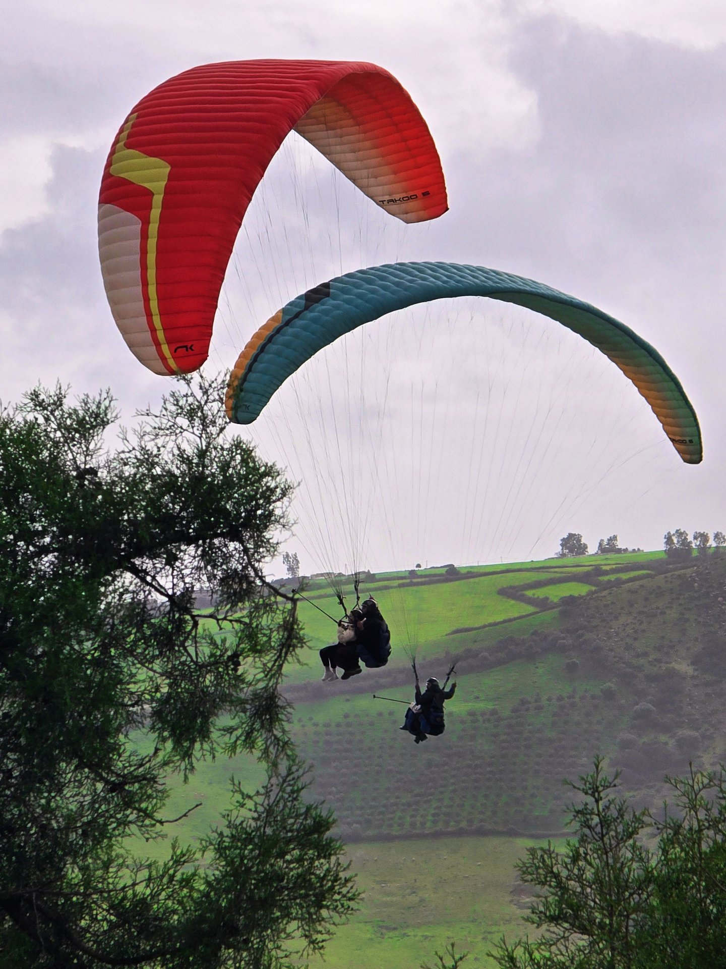 Tandem au-dessus des collines